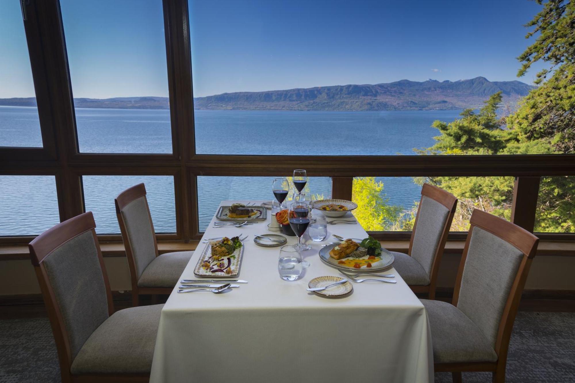 Park Lake Luxury Hotel Пукон Екстер'єр фото Restaurant