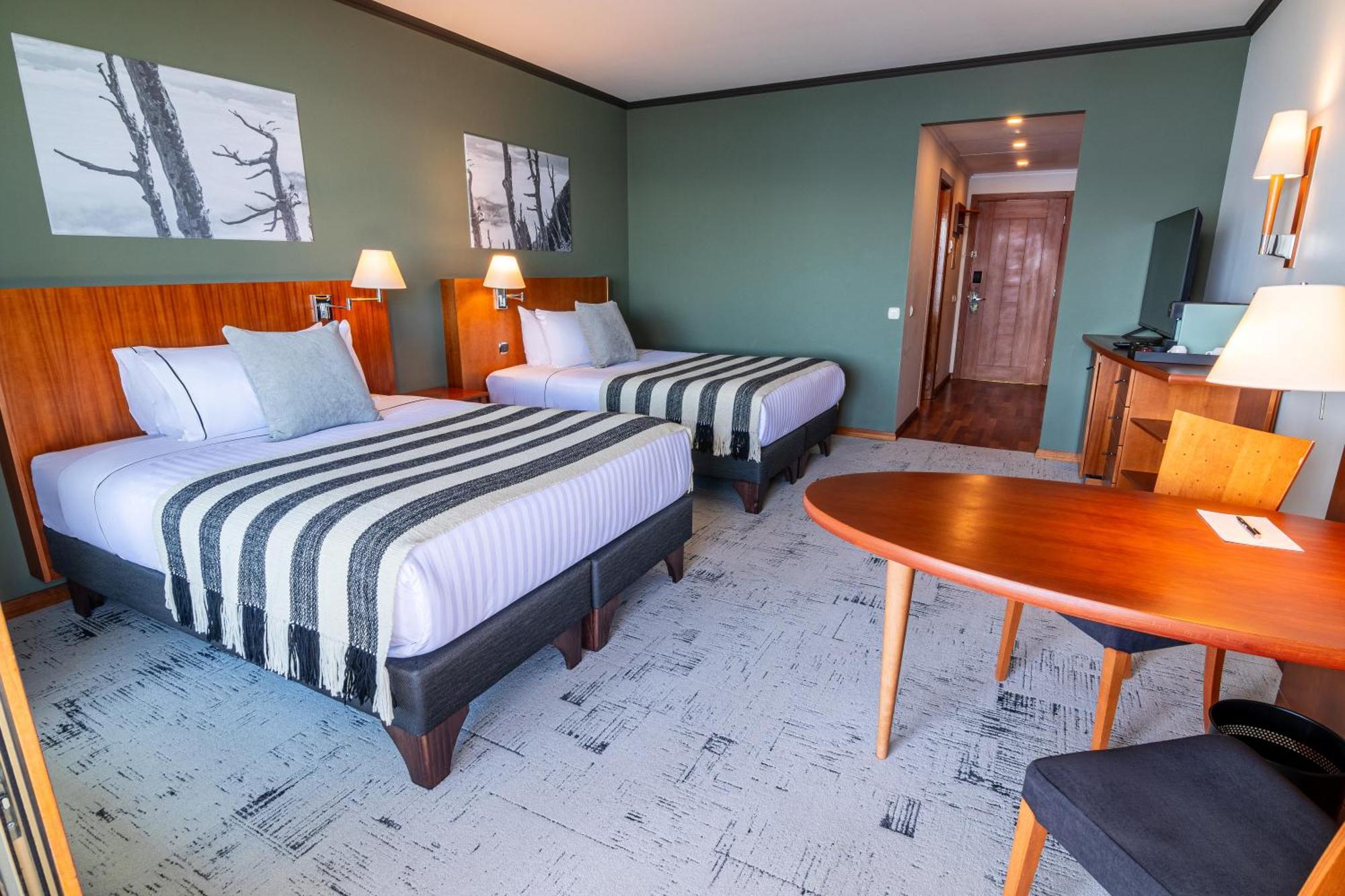 Park Lake Luxury Hotel Пукон Екстер'єр фото A room at the hotel