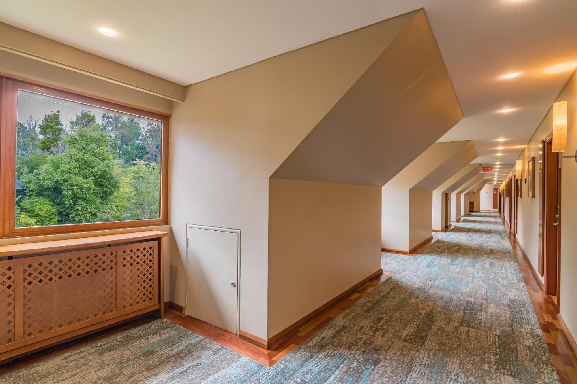 Park Lake Luxury Hotel Пукон Екстер'єр фото Interior of the hotel